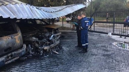 В Одессе на стоянке сгорели пять автомобилей