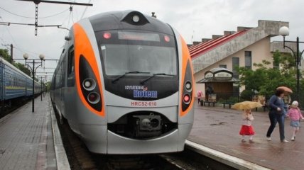  "Укрзализныця" намерена закупить новые скоростные поезда