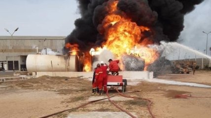 Ракетный удар: аэропорт в столице Ливии пострадал от обстрела (Фото)