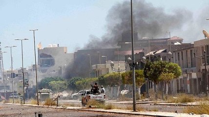 В Ливии произошло нападение на авиабазу, более 140 жертв