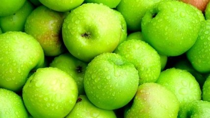 Почему полезно есть яблоки