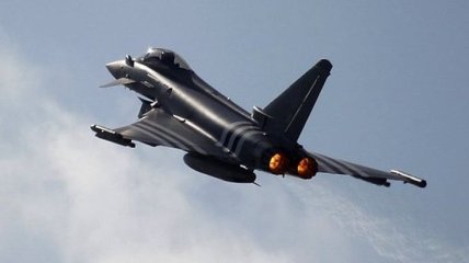 Великобритания подняла истребители для перехвата бомбардировщиков РФ