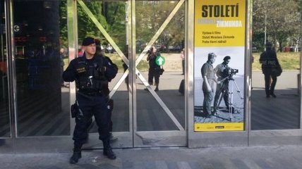 В Чехии ищут взрывчатку на вокзалах и в общественных местах