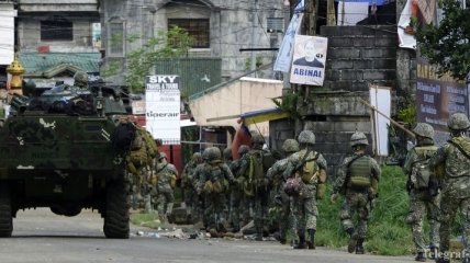 На Филиппинах из-за боев уже погибли около 100 человек