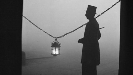 Загадочные снимки туманного ночного Лондона начала прошлого столетия (Фото) 