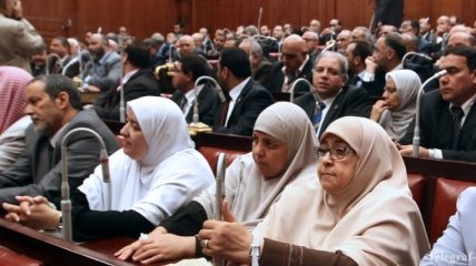 В Египте вновь созвали парламент