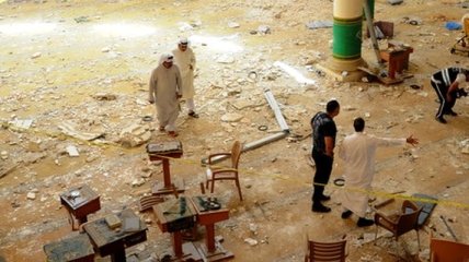 В столице Кувейта теракт в мечети: минимум 23 погибших