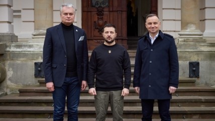 Встреча трех президентов во время визита в Украину в январе 2023 года