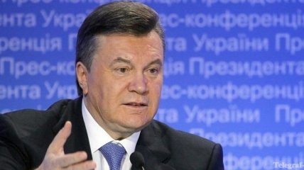 Янукович отменил несколько указов относительно адвокатуры