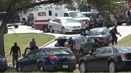На улицах Канзас-Сити произошла перестрелка: ранены полицейские