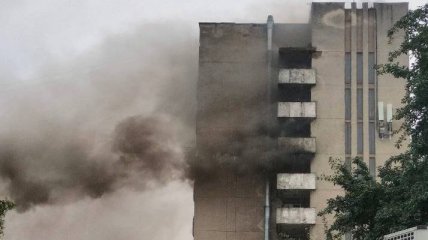 Горить готель