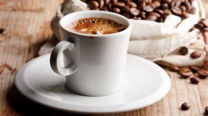 Шесть чашек кофе защитят от рассеянного склероза  
