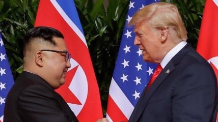 После саммита Трамп переговорил с лидерами Южной Кореи и Японии