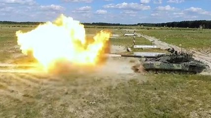 ВСУ получили партию модернизированных танков Т-72АМТ (Видео)