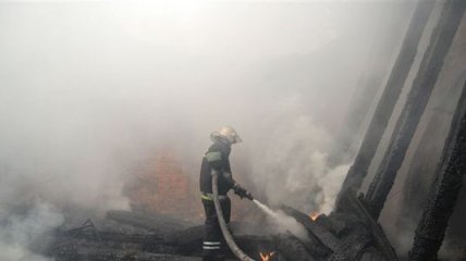 В Полтавской загорелся многоквартирный дом, погибла женщина