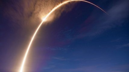Американская компания SpaceX запустила китайский спутник 