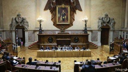 Президент Португалии ветировал закон о смене пола в официальных документах