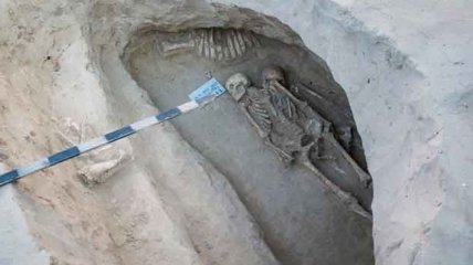  Археологи обнаружили уникальное парное захоронение на запорожской Мамай-горе