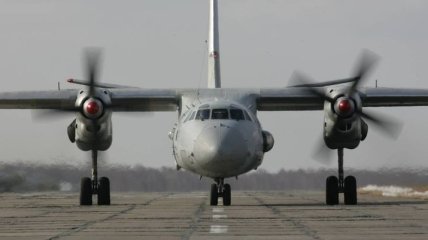 Волонтеры отремонтировали и передали военным самолет АН-26