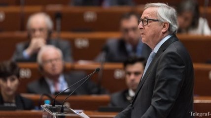 Юнкер: ЕС следует меньше вмешиваться в жизнь людей