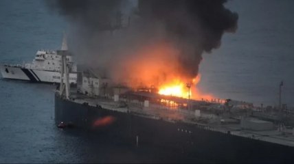У сирійському порту поблизу військової бази РФ прогримів потужний вибух (відео)