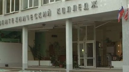 Учительница, пострадавшая во время стрельбы в керченском колледже, умерла