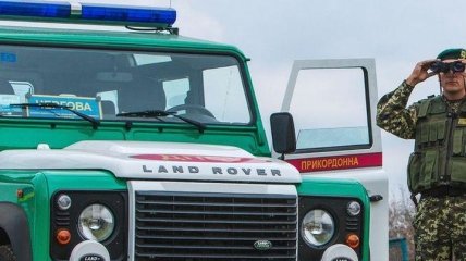 В Черновицкой области задержан автомобиль с 300 литрами спирта