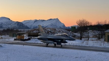 З 22 норвезьких F-16 тільки 12 зможуть літати
