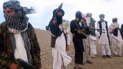В Афганистане более 20 полицейских были убитыми талибами