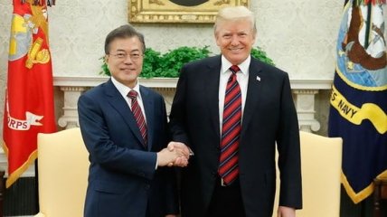 Южная Корея и ООН призвали Трампа и Ким Чен Ына к диалогу