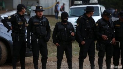 В Гватемале напали на полицейских: есть погибшие и раненые