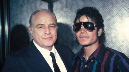 Марлон Брандо признался, что подозревал Майкла Джексона в педофилии