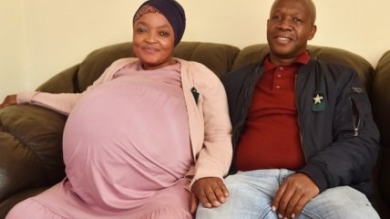 В ЮАР женщина родила сразу 10 детей