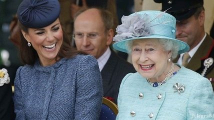 Раздражает королеву: как Кейт Миддлтон нарушила монарший дресс-код