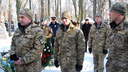 В Люблине украинские офицеры ЛитПолУкрбрига почтили память воинов УНР