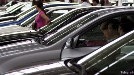 Эксперт: Рынок автокредитования в Украине сократился вдвое