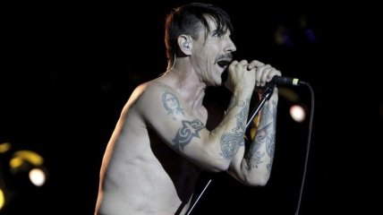 Red Hot Chili Peppers вновь поддержали Pussy Riot