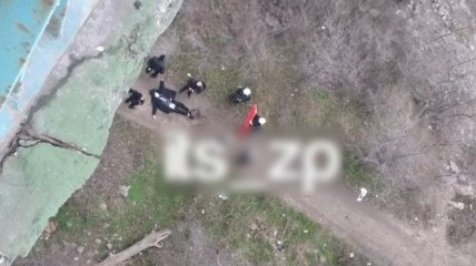 В Запорожье школьник упал с моста и погиб