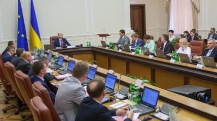 Правительство дополнительно выделяет 10 млн грн для востока Украины 