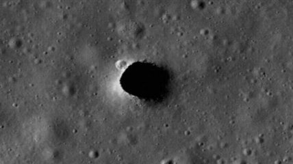 На Луне нашли глубокие подземные туннели
