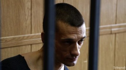 Суд Парижа оставил российского художника-акциониста Павленского под стражей