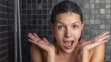 Эксперты рассказали, почему полезно принимать холодный душ