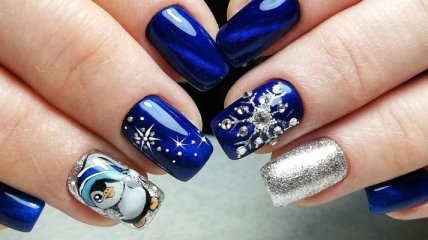 Новогодний дизайн ногтей со снежинками