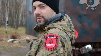 Арестович призывает гордиться украинскими защитниками
