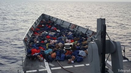 Возле берегов Греции за выходные перехватили более двух сотен мигрантов