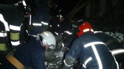 В Ивано-Франковске на стройке обрушилась конструкция, есть погибший и раненые
