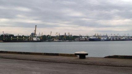 АМПУ объявила тендер на реконструкцию причала №1 в порту "Черноморск" 