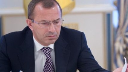 Клюев назвал санкции против Украины "вливанием бензина в тлеющий огонь"