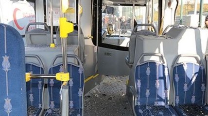 В Турции автобус въехал в людей на остановке, есть погибшие и травмированные
