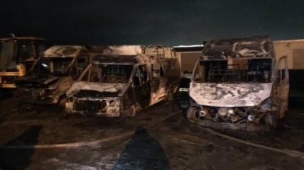 Разборки ритуальщиков? Открылись новые подробности ночного пожара со взрывом в Харькове